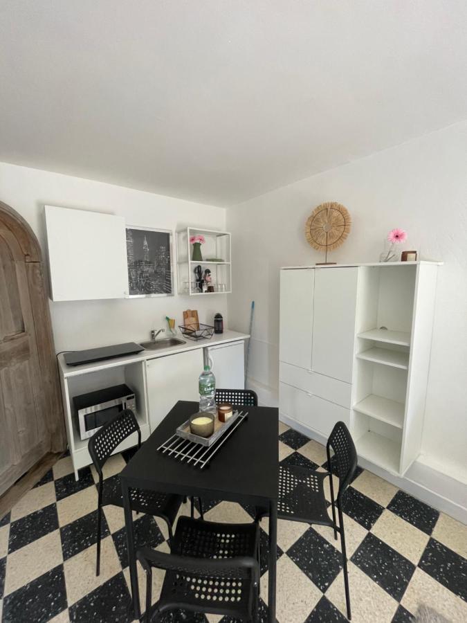 Appartement Plein Centre Avec Jardin Сен-Тропе Экстерьер фото